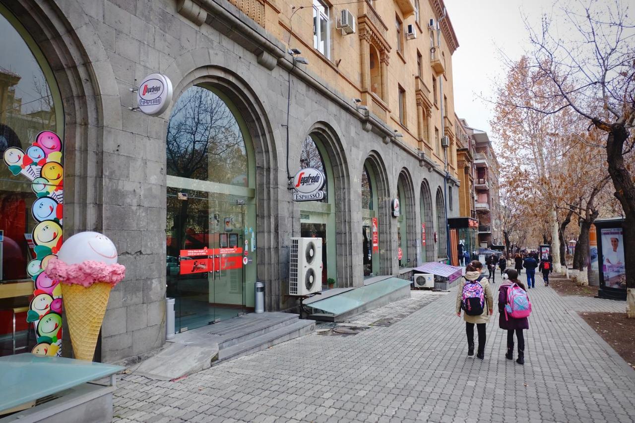 Abovyan 36 & Tour Yerevan